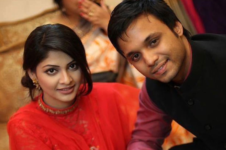 Sarika ties the knot